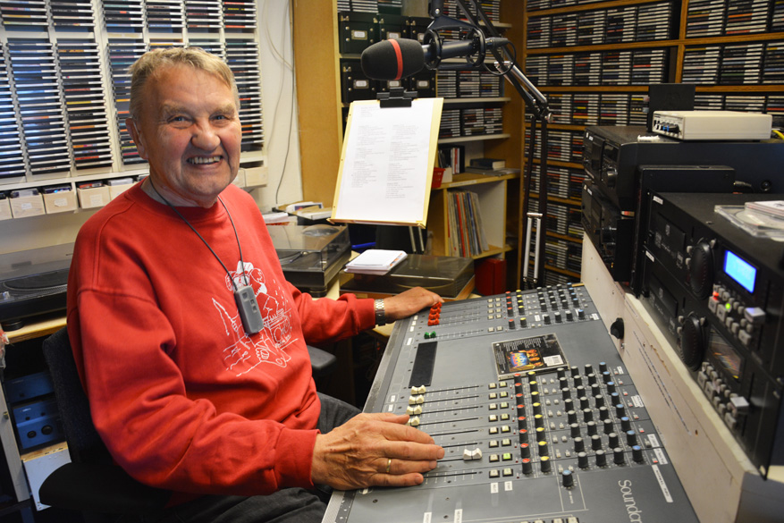 Isbjørn Blitz fe Ildsjæle driver stadig lokalradio efter 30 år | KLF, Kirke & Medier