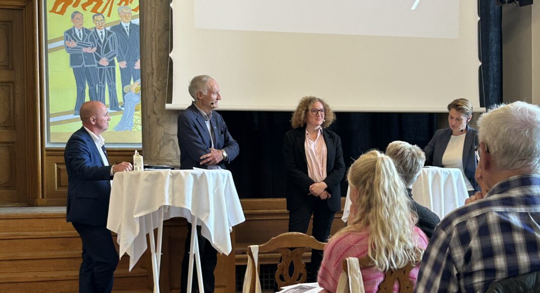 Henrik Rejnholt Andersen, Bertel Haarder og Rosa Lund på Copydans konference