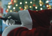 Mens vi venter og nyder juleprogrammer! Julens programmer 2025