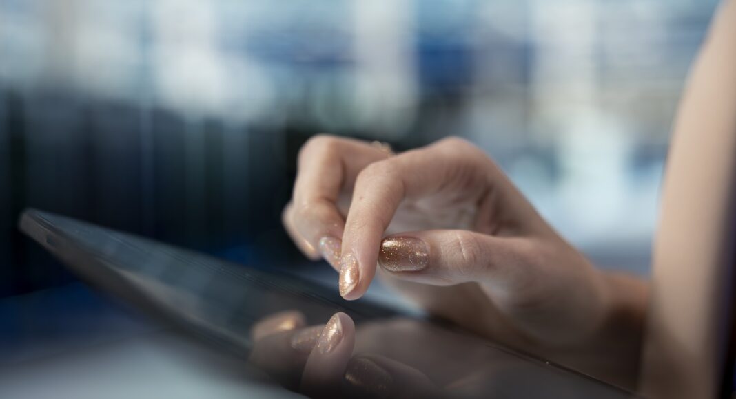 Meta i retssag efter anklage om at skabe afhængighed.